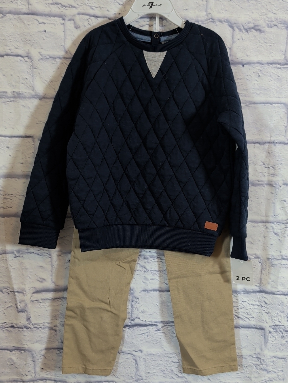 7 For All Mankind NWT Boys Navy Quilted Crewneck & Twill Pant Set - Size 6